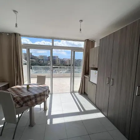 Amazing Sea View Penthouse Near Valletta Msida Exterior photo