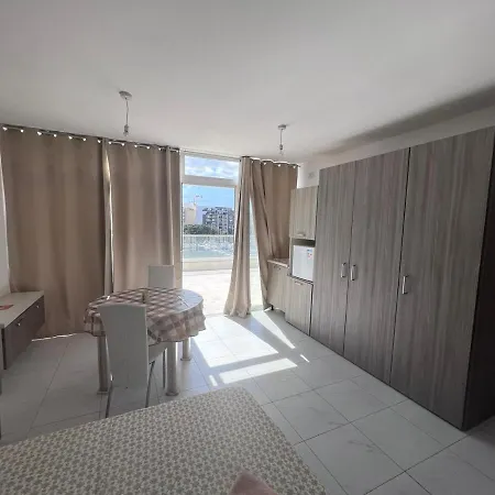 Amazing Sea View Penthouse Near Valletta Msida Exterior photo
